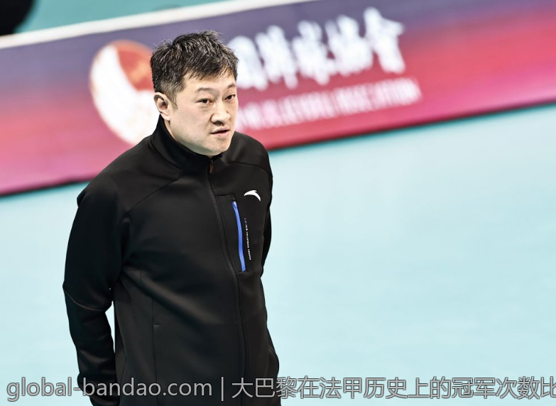 大巴黎在法甲历史上的冠军次数比较研究